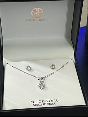 Giani Bernini Sterling Silver Cubic Zirconia Pendant Necklace w Matching Studs